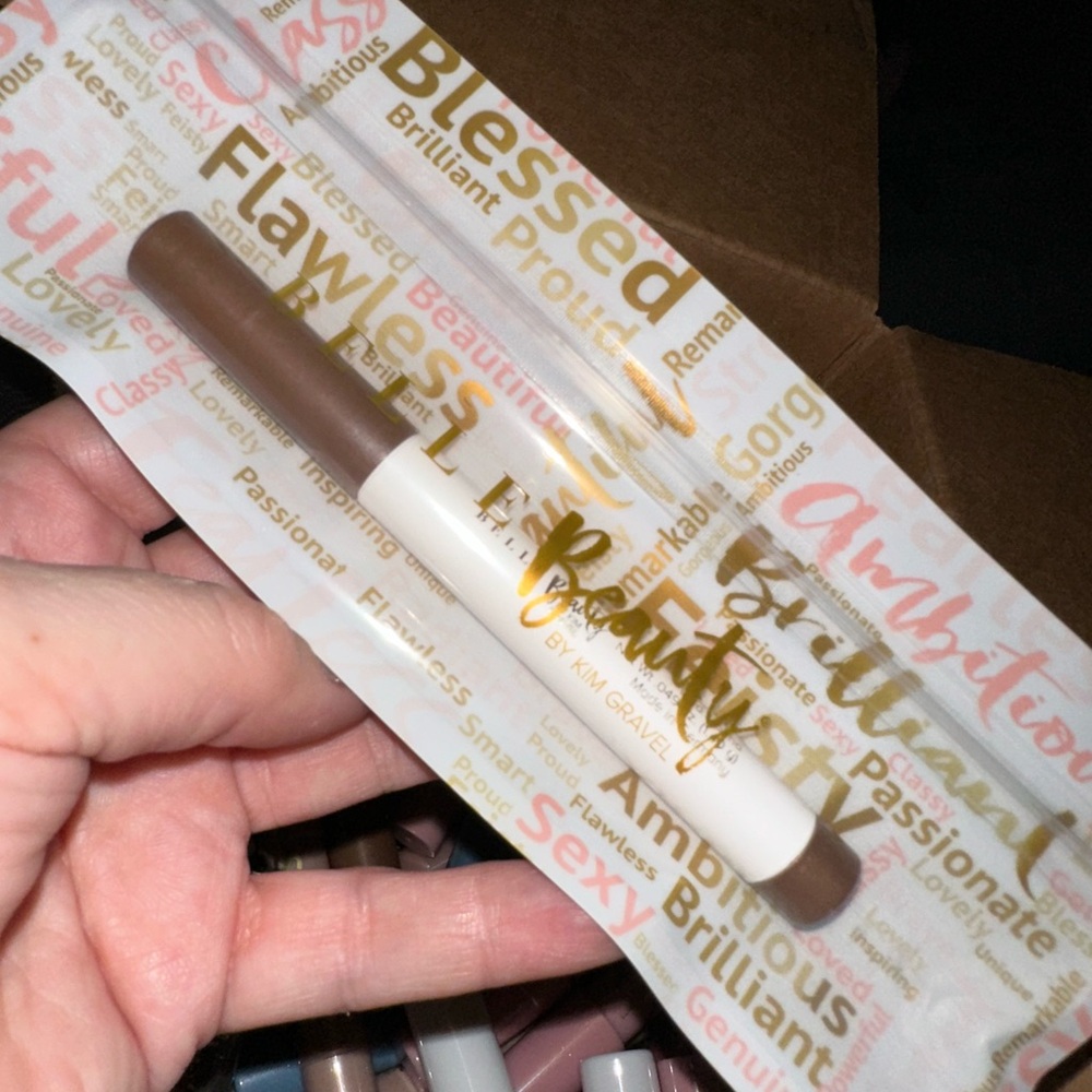 Belle Beauty  Eyeshadow Stick